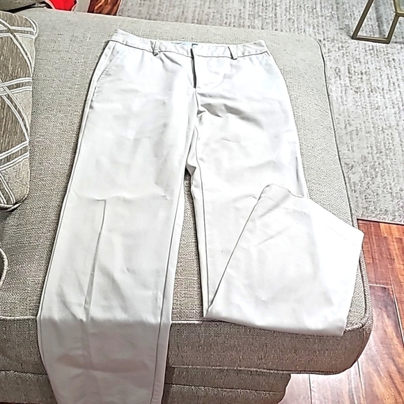 Old Navy Brand AT WAIST khaki size 4reg - Picture 1 of 11